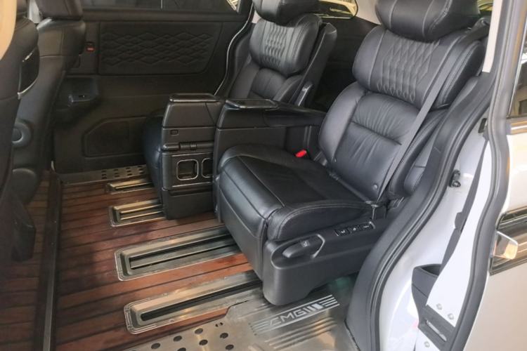 Used Honda Elysion 2022 2.0L eHEV Luxury First Edition Left Rear Seat