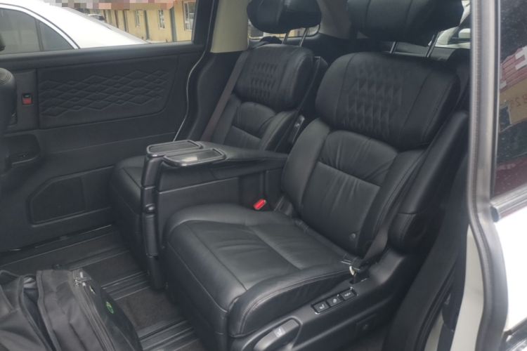 Used Honda Elysion 2022 2.0L eHEV Luxury Edition Left Rear Seat
