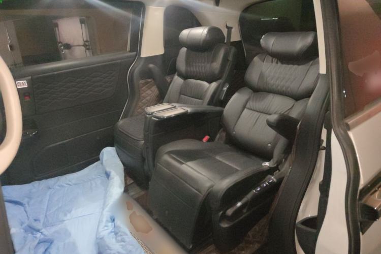 Used Honda Elysion 2022 2.0L eHEV Luxury First Edition Left Rear Seat