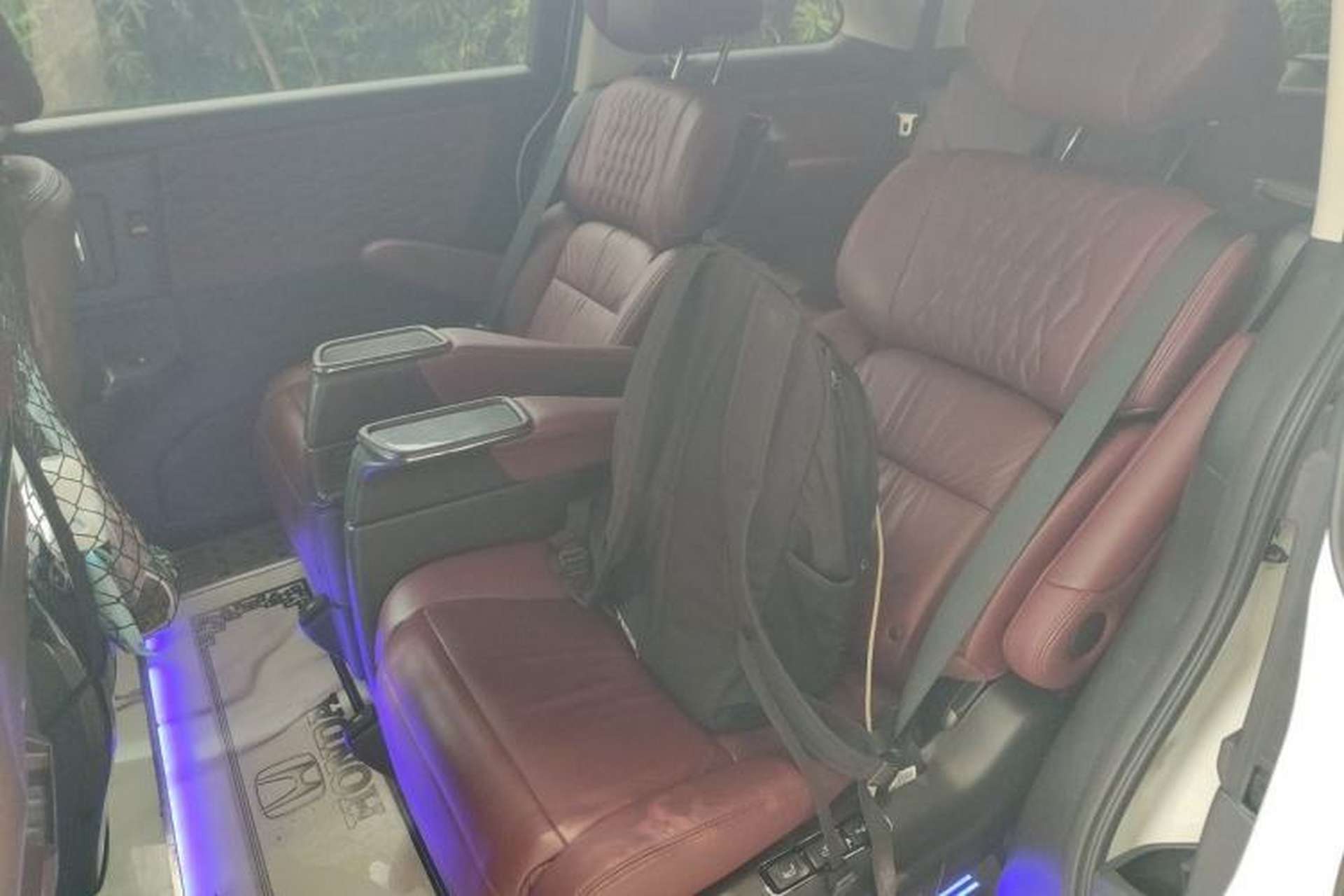 Used Honda Elysion 2022 2.0L eHEV Prestige Edition Left Rear Seat