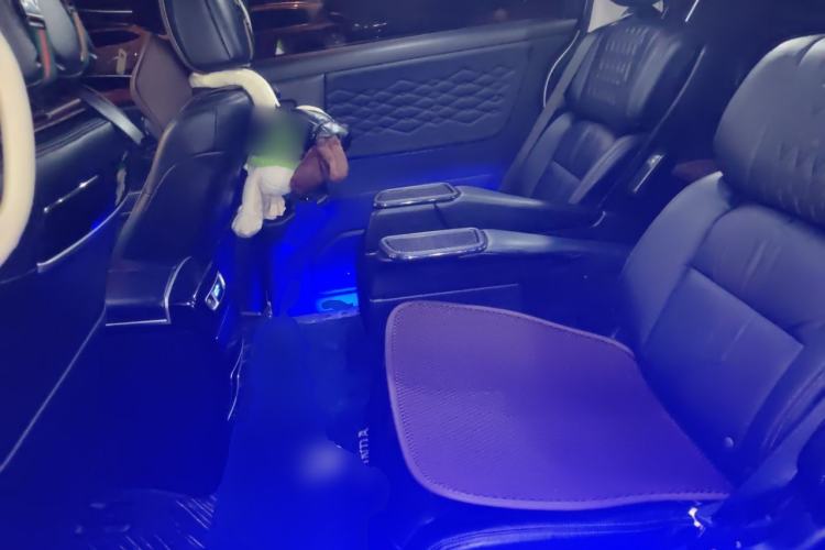 Used Honda Elysion 2022 2.0L eHEV Luxury Edition Left Rear Seat