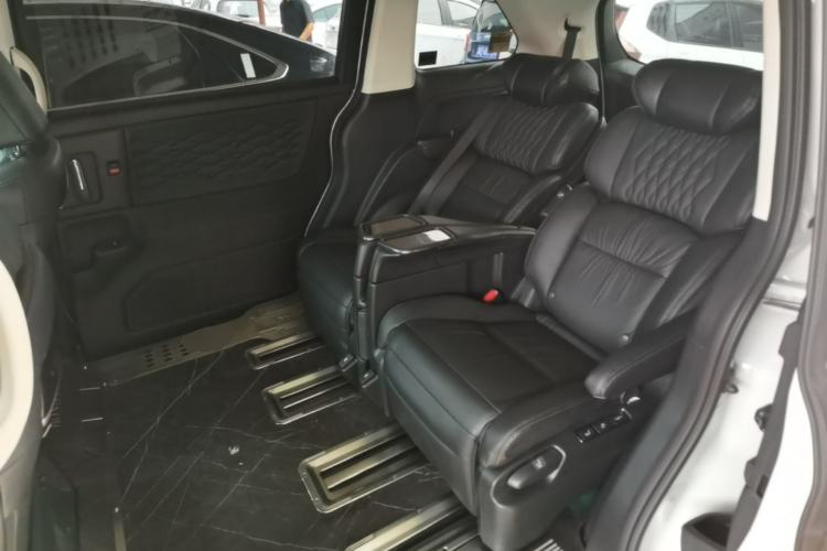 Used Honda Elysion 2022 2.0L eHEV Prestige Edition Left Rear Seat