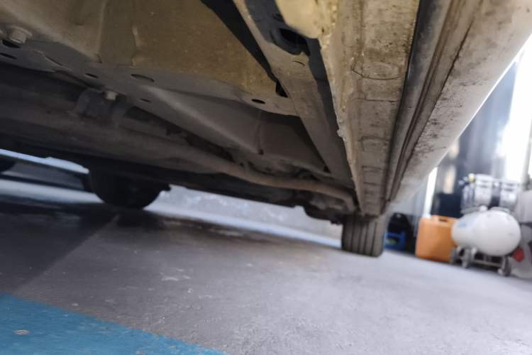 Used Honda Elysion 2022 2.0L eHEV Luxury Edition Left Side Sill
