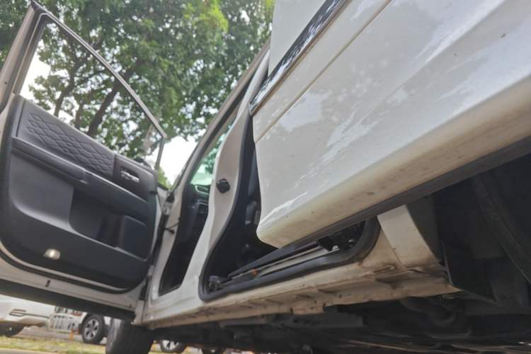 Used Honda Elysion 2022 2.0L eHEV Luxury First Edition Left Side Sill