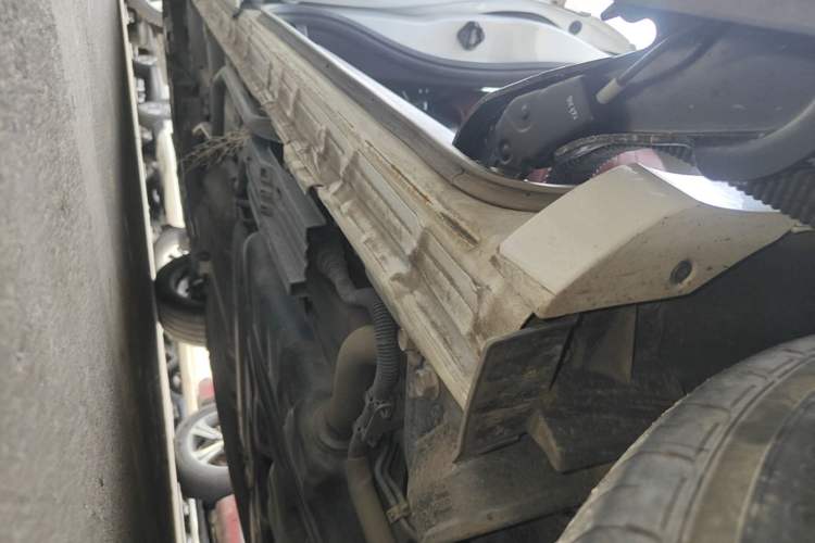 Used Honda Elysion 2022 2.0L eHEV Prestige Edition Left Side Sill