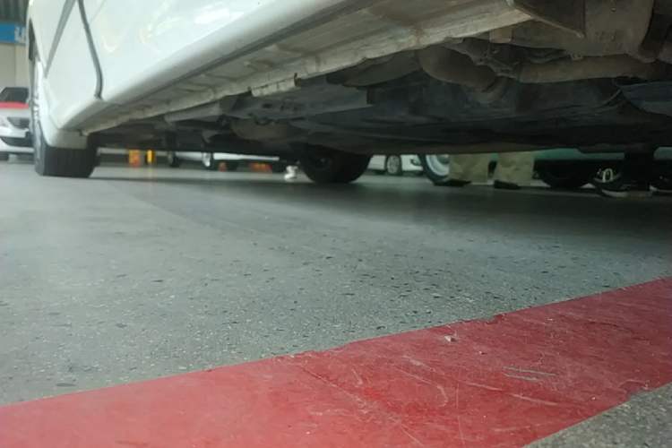 Used Honda Elysion 2022 2.0L eHEV Luxury First Edition Left Side Sill