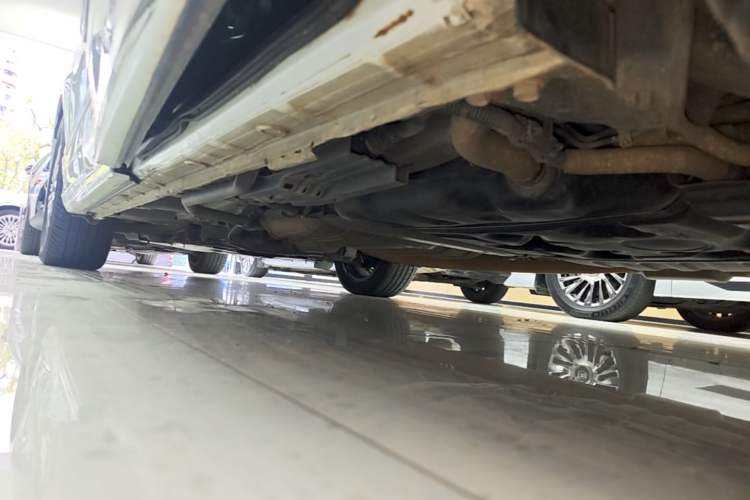 Used Honda Elysion 2022 2.0L eHEV Prestige Edition Left Side Sill