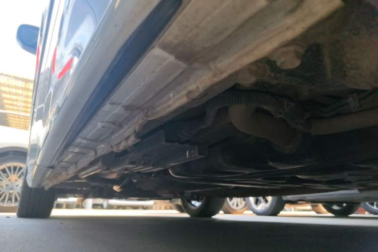 Used Honda Elysion 2022 2.0L eHEV Luxury First Edition Left Side Sill