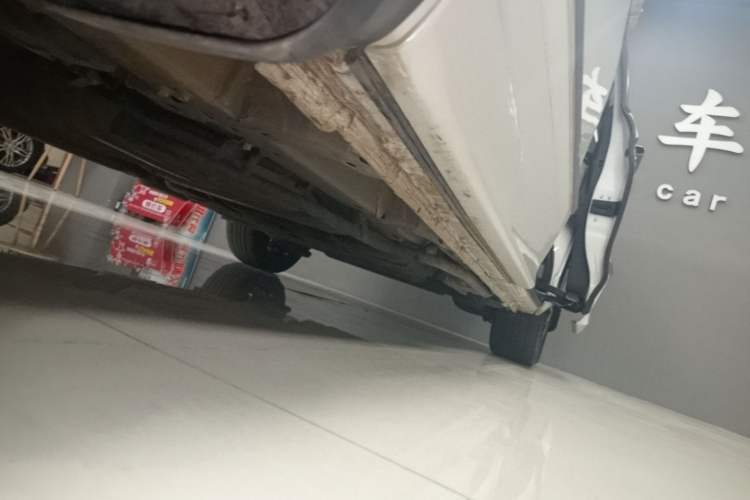 Used Honda Elysion 2022 2.0L eHEV Comfort Version Left Side Sill