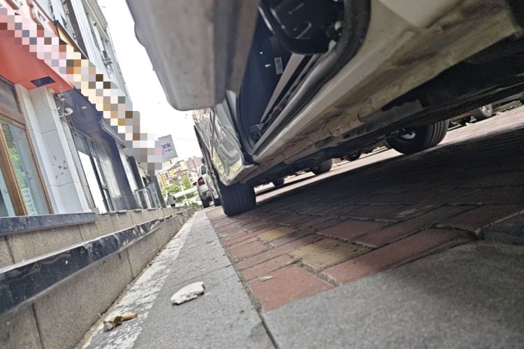 Used Honda Elysion 2022 2.0L eHEV Prestige Edition Left Side Sill