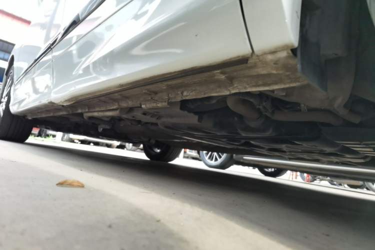 Used Honda Elysion 2022 2.0L eHEV Prestige Edition Left Side Sill