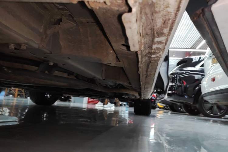 Used Honda Elysion 2022 2.0L eHEV Luxury Edition Left Side Sill