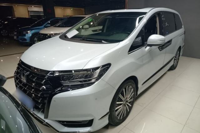 Used Honda Elysion 2022 2.0L eHEV Luxury Edition