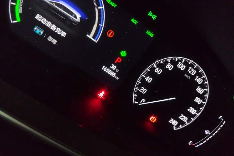 Used Honda Elysion 2022 2.0L eHEV Luxury First Edition Odometer Close Up