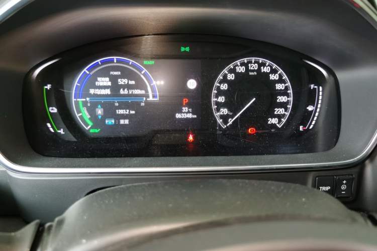 Used Honda Elysion 2022 2.0L eHEV Luxury First Edition Odometer Close Up