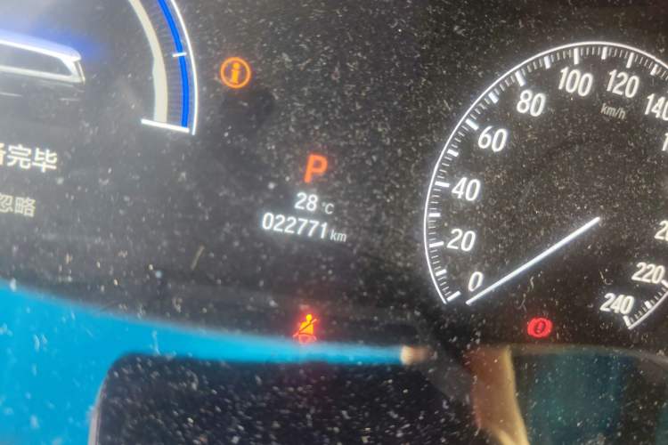 Used Honda Elysion 2022 2.0L eHEV Luxury First Edition Odometer Close Up