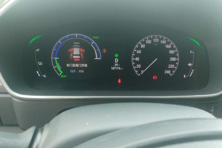 Used Honda Elysion 2022 2.0L eHEV Luxury Edition Odometer Close Up