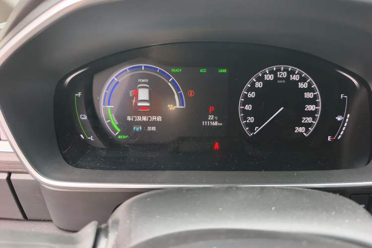 Used Honda Elysion 2022 2.0L eHEV Luxury First Edition Odometer Close Up