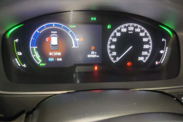 Used Honda Elysion 2022 2.0L eHEV Luxury Edition Odometer Close Up