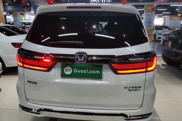 Used Honda Elysion 2022 2.0L eHEV Luxury First Edition Rear