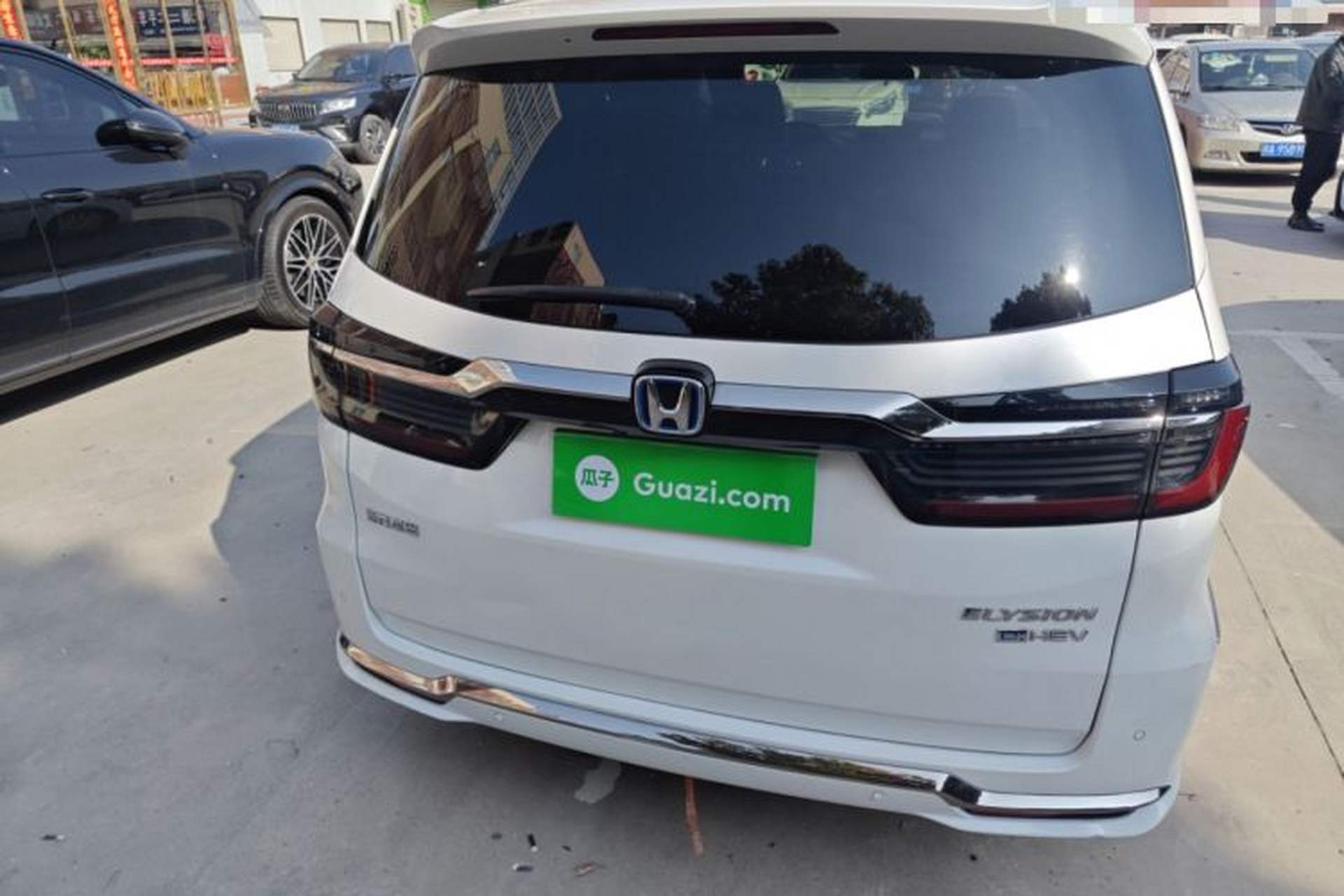 Used Honda Elysion 2022 2.0L eHEV Luxury First Edition Rear