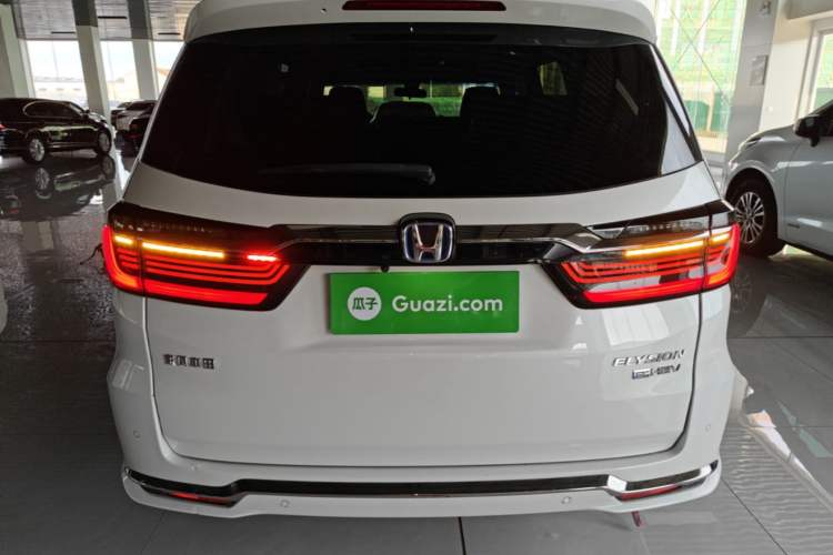 Used Honda Elysion 2022 2.0L eHEV Luxury Edition Rear