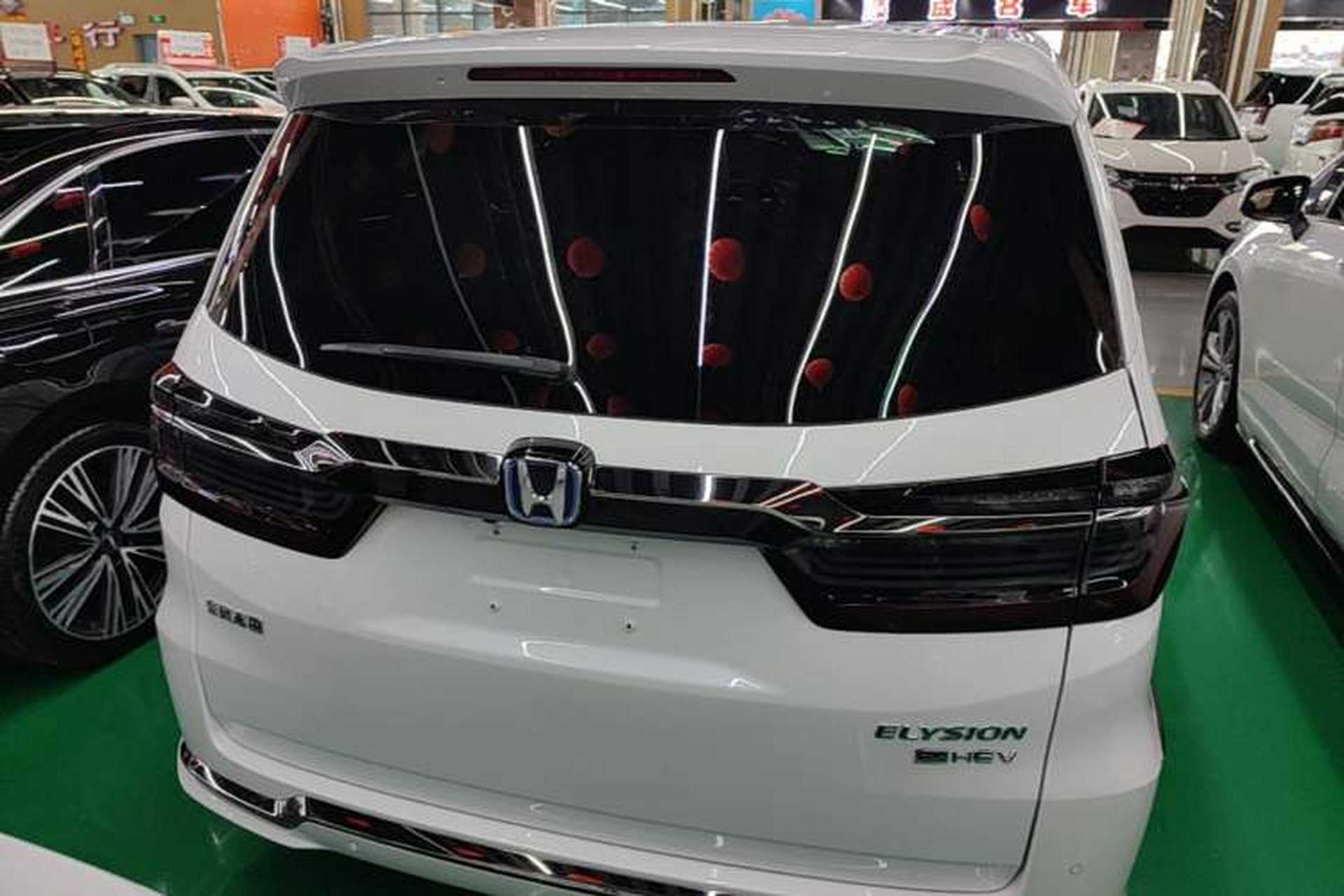 Used Honda Elysion 2022 2.0L eHEV Luxury Edition Rear