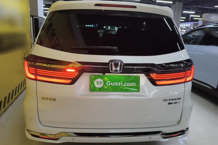 Used Honda Elysion 2022 2.0L eHEV Luxury Edition Rear
