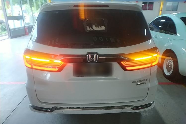Used Honda Elysion 2022 2.0L eHEV Luxury First Edition Rear