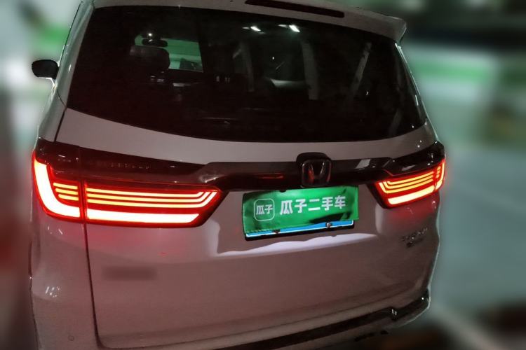 Used Honda Elysion 2022 2.0L eHEV Luxury First Edition Rear