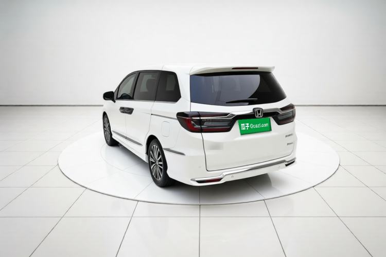 Used Honda Elysion 2022 2.0L eHEV Luxury Edition Rear Left 45 Deg