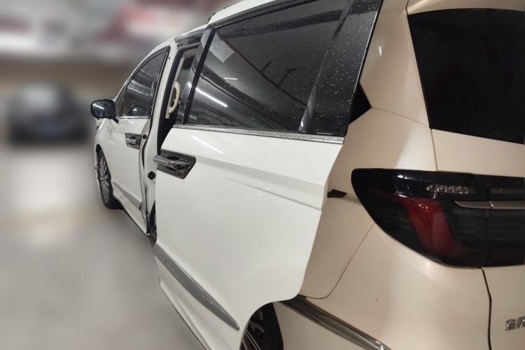 Used Honda Elysion 2022 2.0L eHEV Luxury First Edition Rear Left 45 Deg
