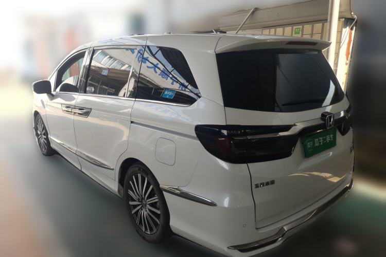 Used Honda Elysion 2022 2.0L eHEV Luxury Edition Rear Left 45 Deg