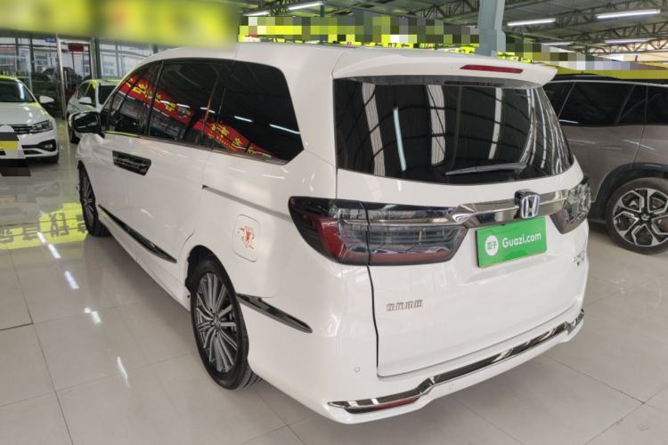 Used Honda Elysion 2022 2.0L eHEV Luxury First Edition Rear Left 45 Deg