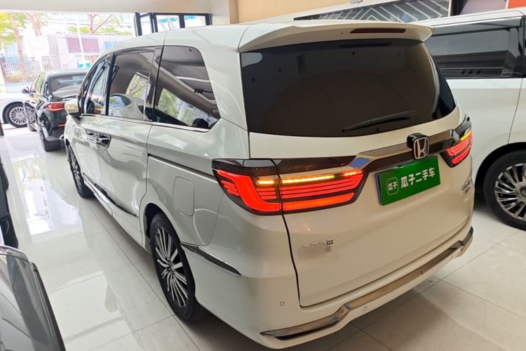 Used Honda Elysion 2022 2.0L eHEV Prestige Edition Rear Left 45 Deg
