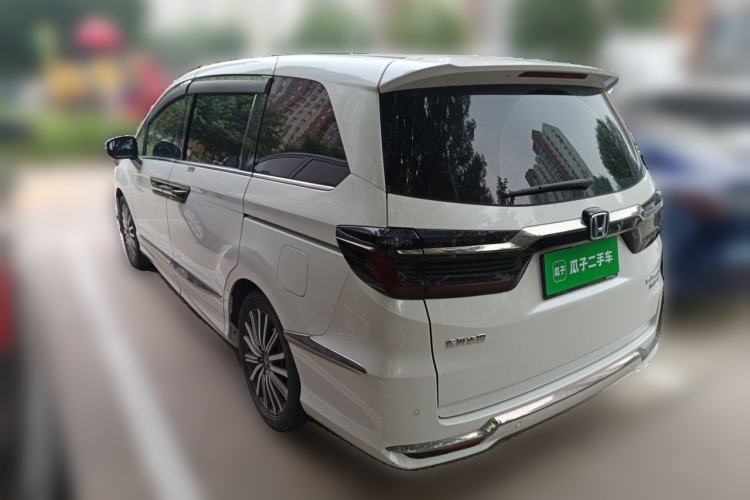 Used Honda Elysion 2022 2.0L eHEV Luxury Edition Rear Left 45 Deg