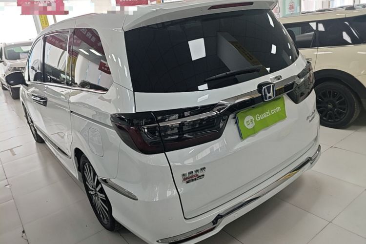 Used Honda Elysion 2022 2.0L eHEV Luxury First Edition Rear Left 45 Deg