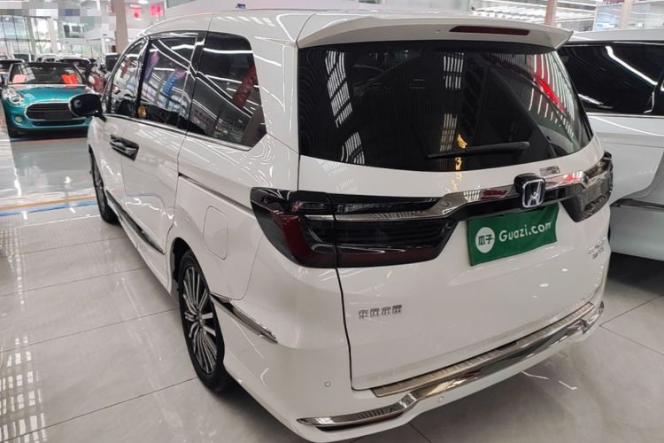 Used Honda Elysion 2022 2.0L eHEV Luxury Edition Rear Left 45 Deg