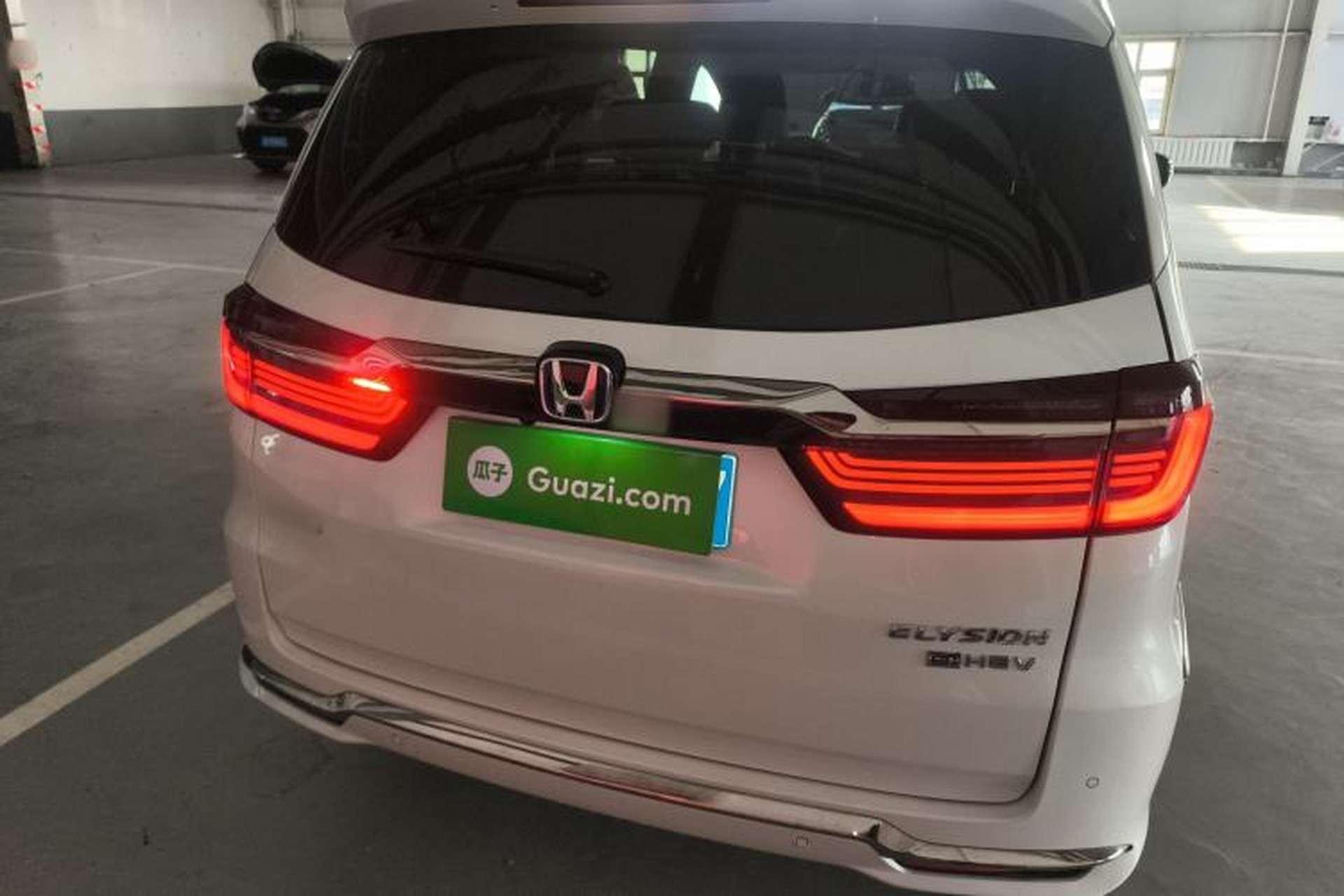 Used Honda Elysion 2022 2.0L eHEV Luxury Edition Rear