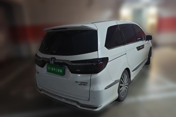 Used Honda Elysion 2022 2.0L eHEV Luxury Edition Rear Right 45 Deg