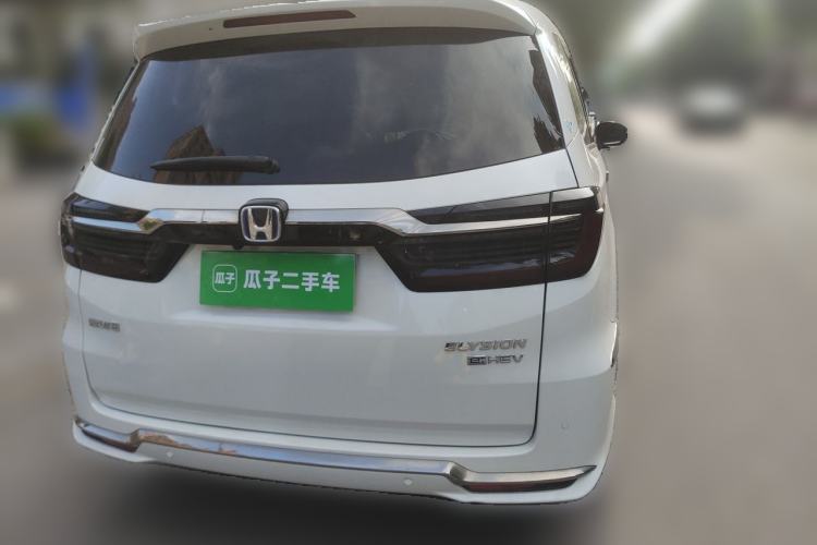 Used Honda Elysion 2022 2.0L eHEV Luxury Edition Rear Right 45 Deg