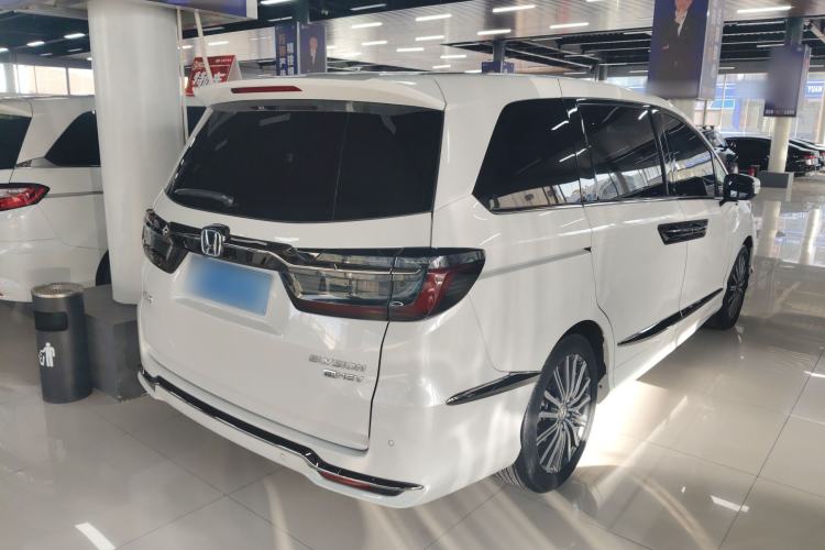Used Honda Elysion 2022 2.0L eHEV Prestige Edition Rear Right 45 Deg
