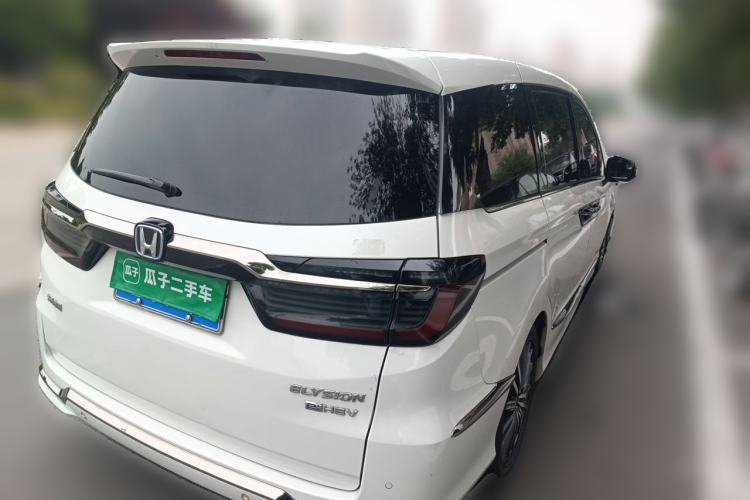 Used Honda Elysion 2022 2.0L eHEV Luxury First Edition Rear Right 45 Deg