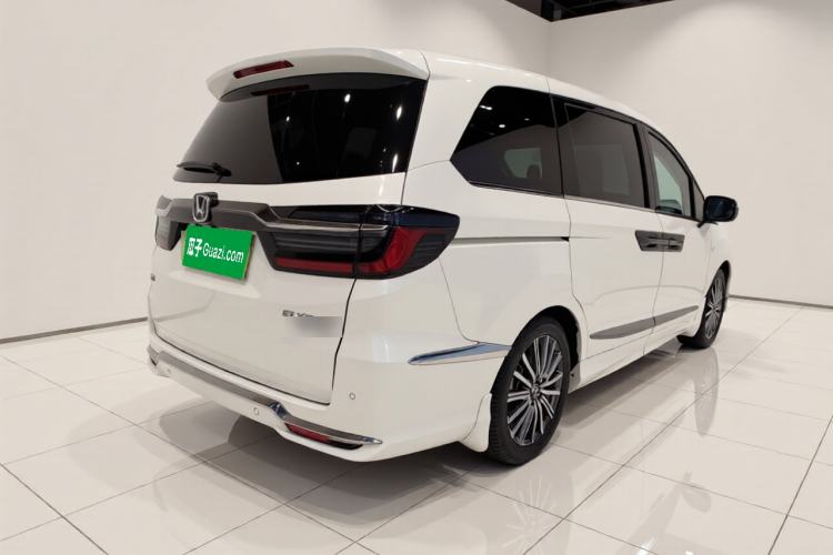 Used Honda Elysion 2022 2.0L eHEV Luxury Edition Rear Right 45 Deg