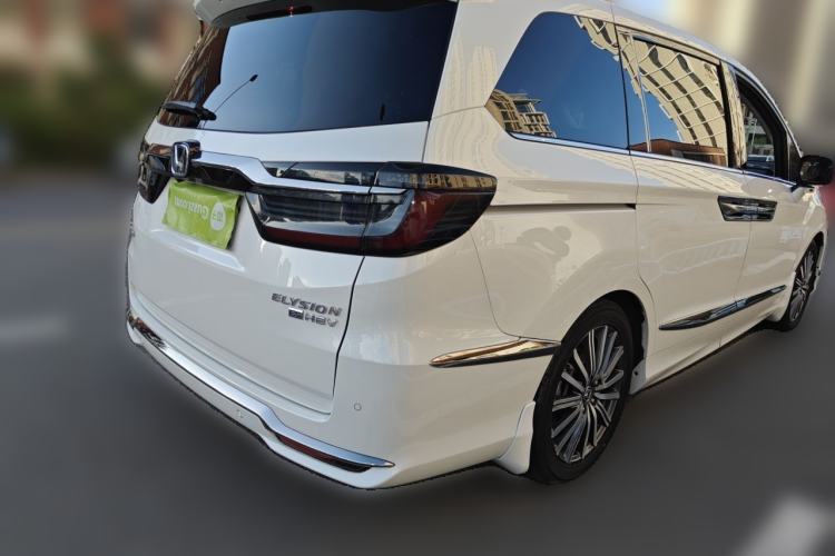 Used Honda Elysion 2022 2.0L eHEV Luxury Edition Rear Right 45 Deg