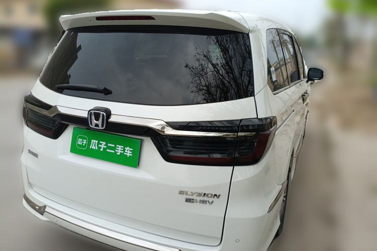 Used Honda Elysion 2022 2.0L eHEV Prestige Edition Rear Right 45 Deg