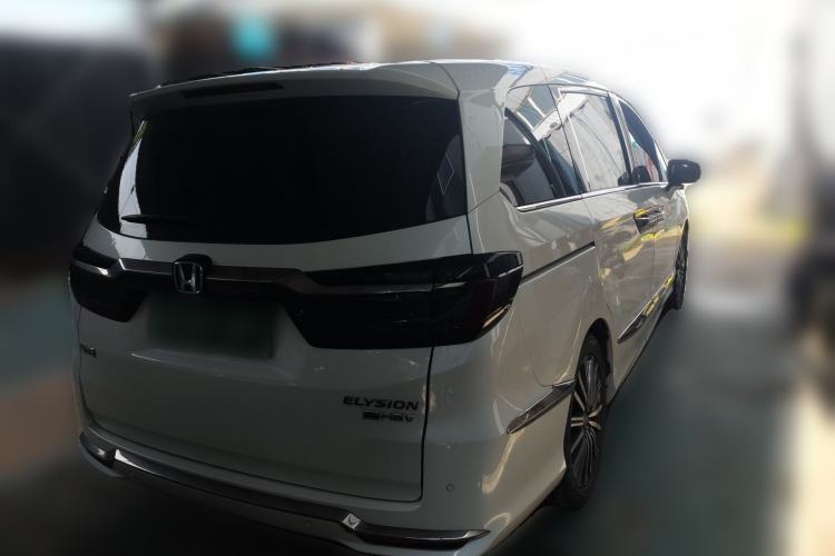 Used Honda Elysion 2022 2.0L eHEV Luxury Edition Rear Right 45 Deg
