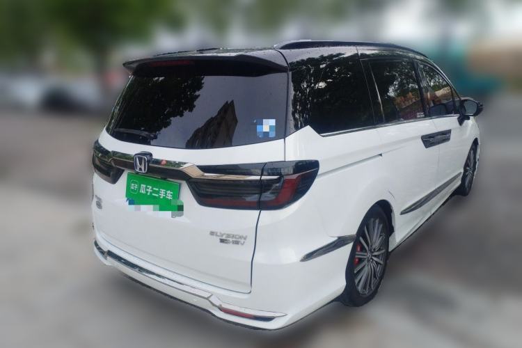 Used Honda Elysion 2022 2.0L eHEV Luxury Edition Rear Right 45 Deg