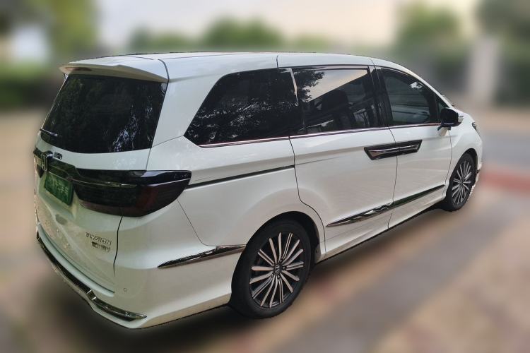 Used Honda Elysion 2022 2.0L eHEV Luxury Edition Rear Right 45 Deg