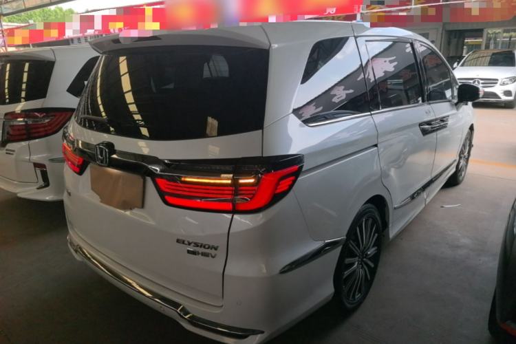 Used Honda Elysion 2022 2.0L eHEV Luxury First Edition Rear Right 45 Deg